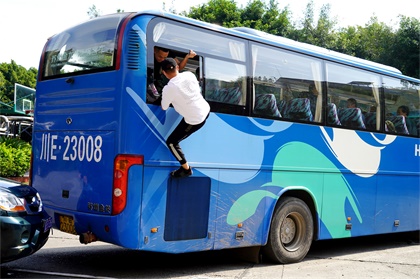 交通事故應(yīng)急演練 001.jpg