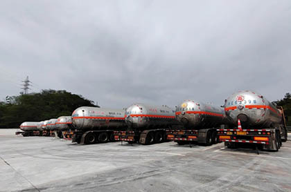 液氨運(yùn)輸車輛停車場升級改造項目001.jpg