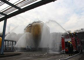 瀘天化開(kāi)展液氨充裝站液氨泄漏應(yīng)急救援綜合演練