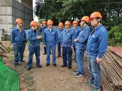 瀘天化股份公司領(lǐng)導(dǎo)深入施工項(xiàng)目和生產(chǎn)現(xiàn)場(chǎng)檢查指導(dǎo)工作