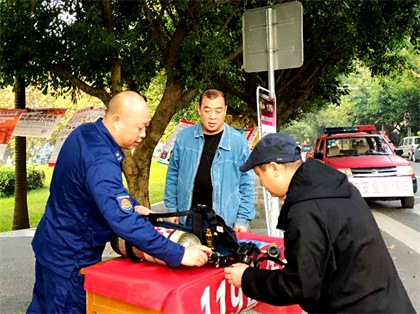 瀘天化股份公司開展“11.9”消防安全宣傳活動