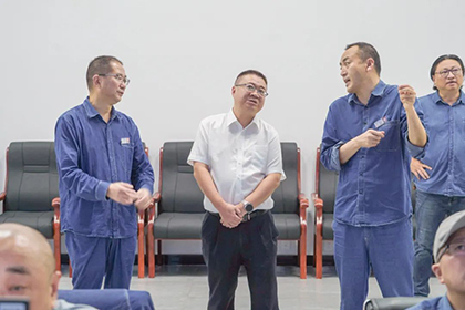 劉川鈴赴瀘天化股份公司督導(dǎo) 確保大運(yùn)會(huì)期間安全形勢(shì)穩(wěn)定